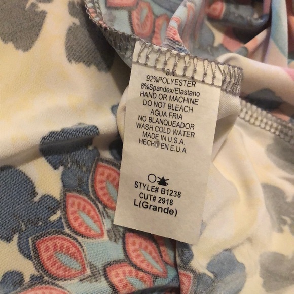 Colorful Blouse - Picture 2 of 2